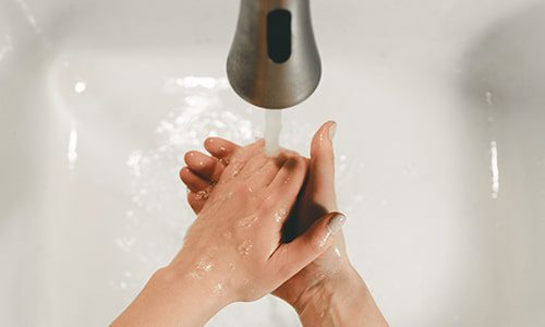 hand washing hands